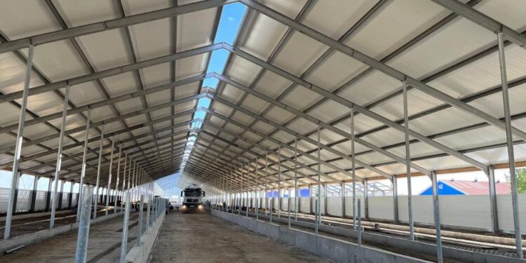 Ақтөбе облысында cүт фермасының құрылысы аяқталуға жақын