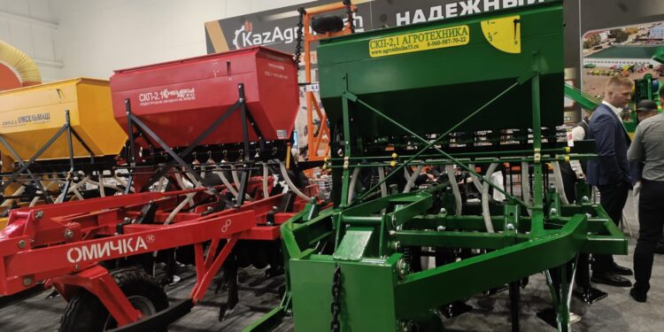 Фермер цифрлық теңгенің көмегімен лизингке техника алды