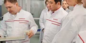 Министр Ресейдегі селекция және генетика жобаларымен танысты