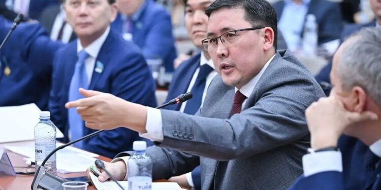 Анас Баққожаев: еңбегі еленбей жүрген авторлар баршылық