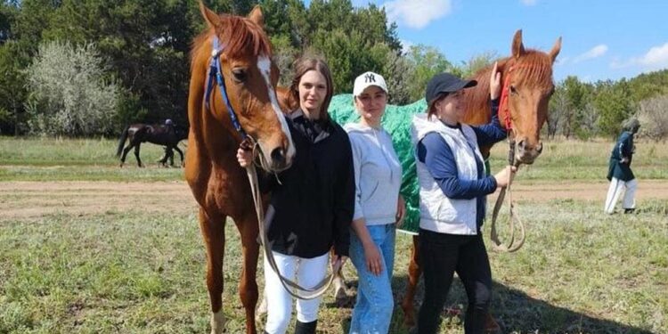 «Қазақ тұлпары» ЖШС сәйгүліктері бәйгеден келді