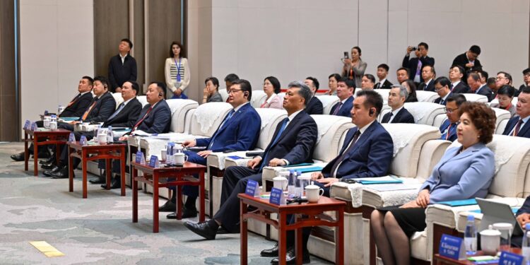 Абай облысы қытай инвесторларымен 1,568 миллиард АҚШ долларының меморандумына қол қойды