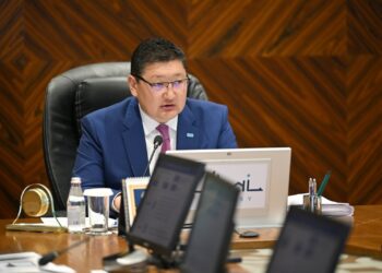 Облыс әкімі Семейдегі әлеуметтік дүкендер санын көбейтуді тапсырды