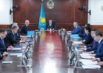 Олжас Бектенов: Абай облысын қолдау керек