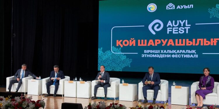 Оралда «AUYL FEST» бірінші халықаралық этомәдени фестивалі болды