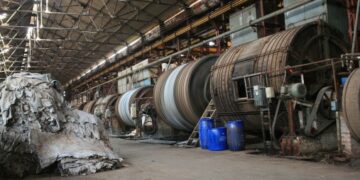 Тоқтап қалған тері зауыты қайта іске қосылды