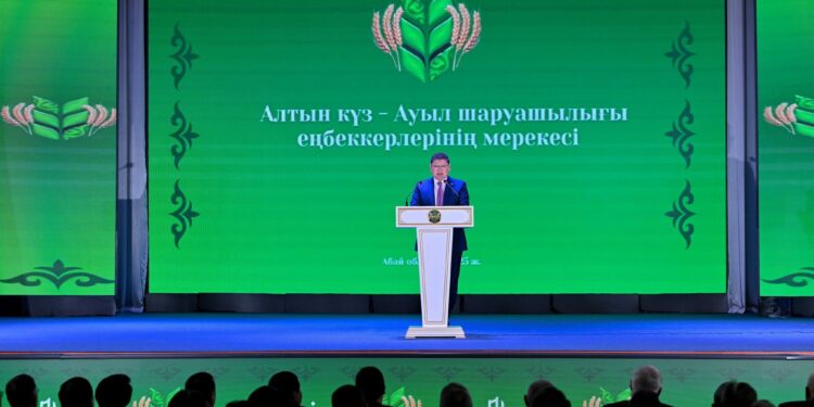 Абай облысы: Ауыл шаруашылығы саласының үздіктеріне 10 автокөлік сыйға тартылды