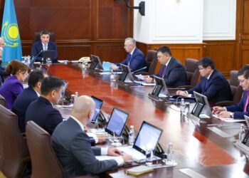 Бектенов бекітілген лимиттен тыс су берілмесін деді