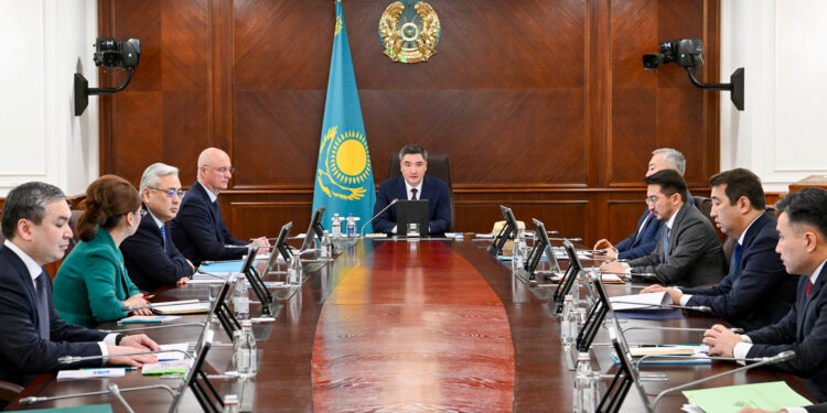 Олжас Бектенов: терең өңделген өнімдерді шығаруға күш салу қажет