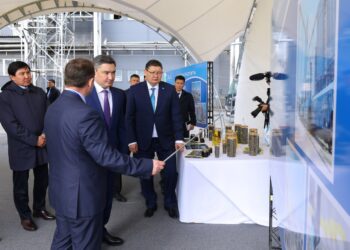 Үкімет басшысы Абай облысының агрокәсіпорындарын аралады