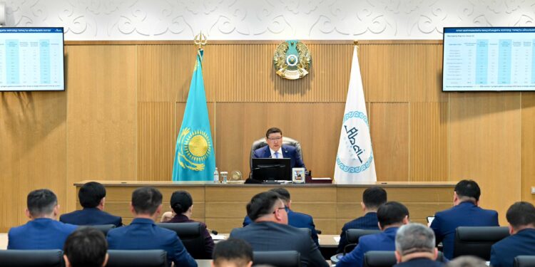 Берік Уәли: қайтарылған ауыл шаруашылығы жерлері айналымға енгізілуі керек